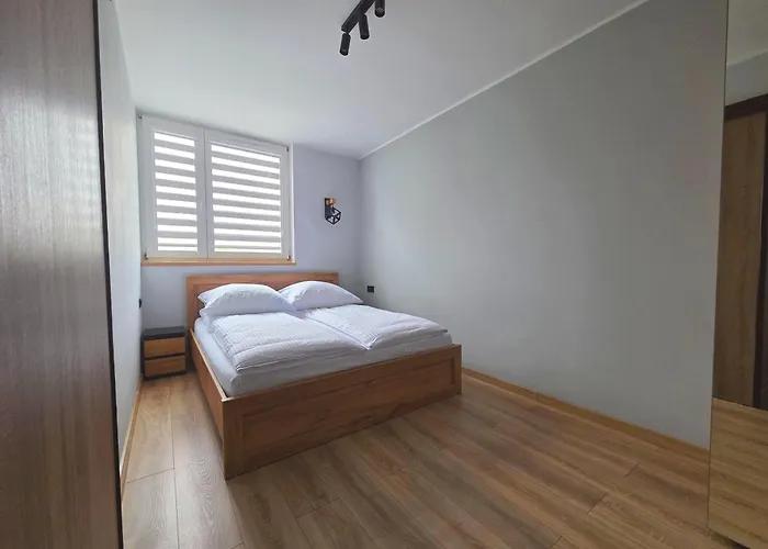 Lägenhet Novoczesny - Self Check-in Piechowice (Karkonosze)